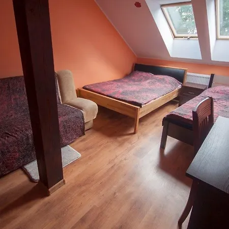 Bed & Breakfast Agroturystyczny Pod Modrzewiem